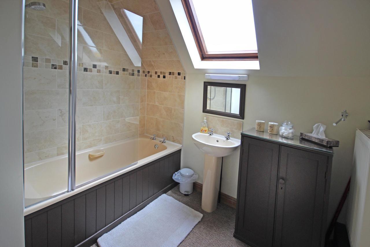 Castle Farmhouse Bed And Breakfast Glenfield Extérieur photo
