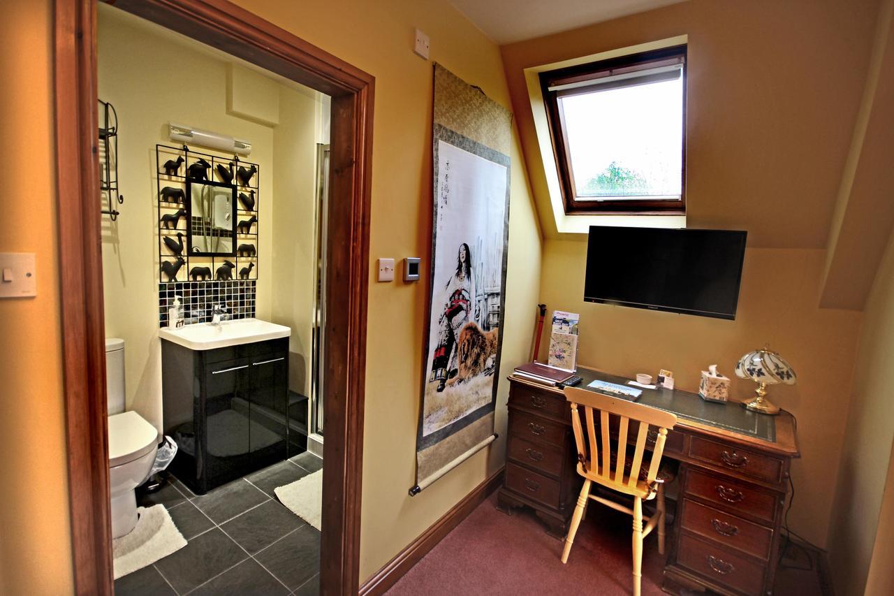 Castle Farmhouse Bed And Breakfast Glenfield Extérieur photo