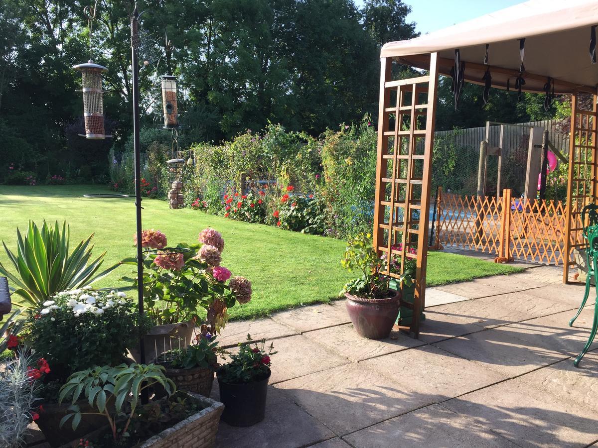 Castle Farmhouse Bed And Breakfast Glenfield Extérieur photo